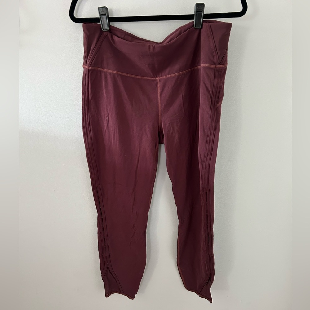 Women’s Athleta leggings and shorts size XL